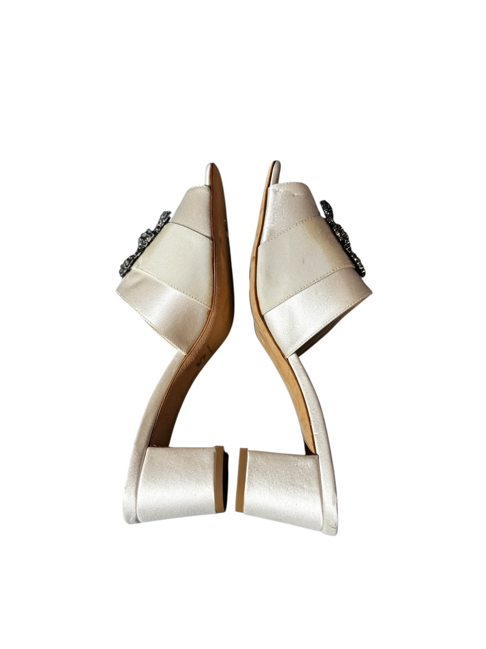 💍NEW! Manolo Blahnik
Martanew 50MM Embellished
Satin Mules US 11 - Picture 5 of 6